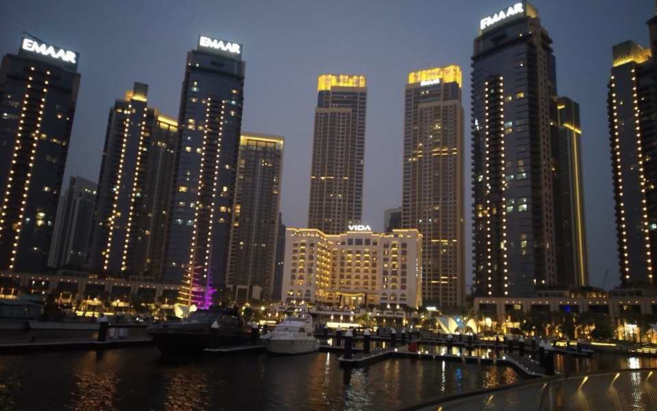 Creek harbour